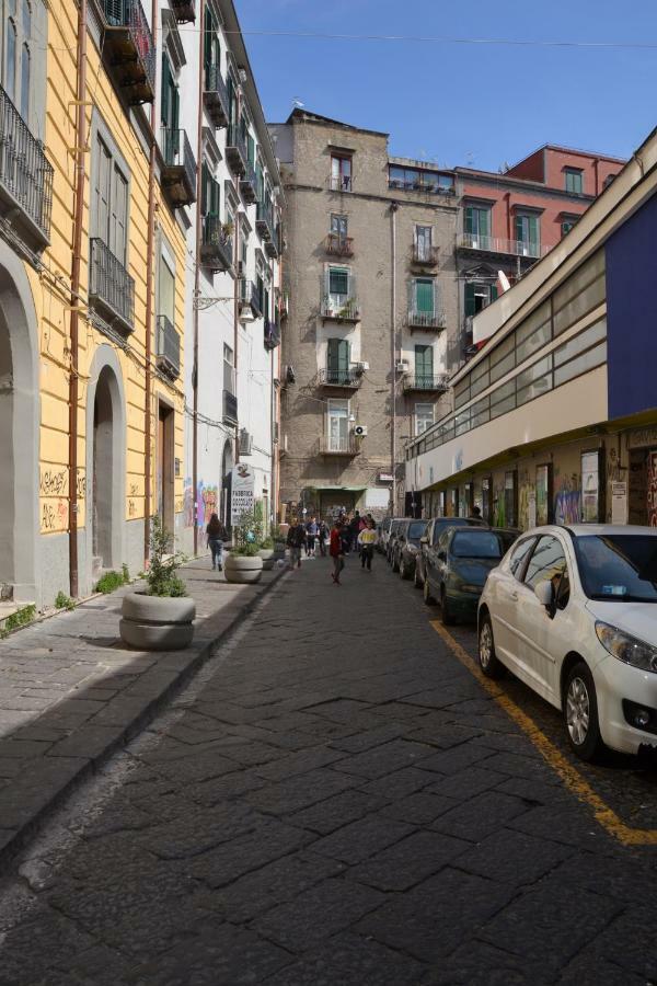 Altera Domus Nápoles Exterior foto